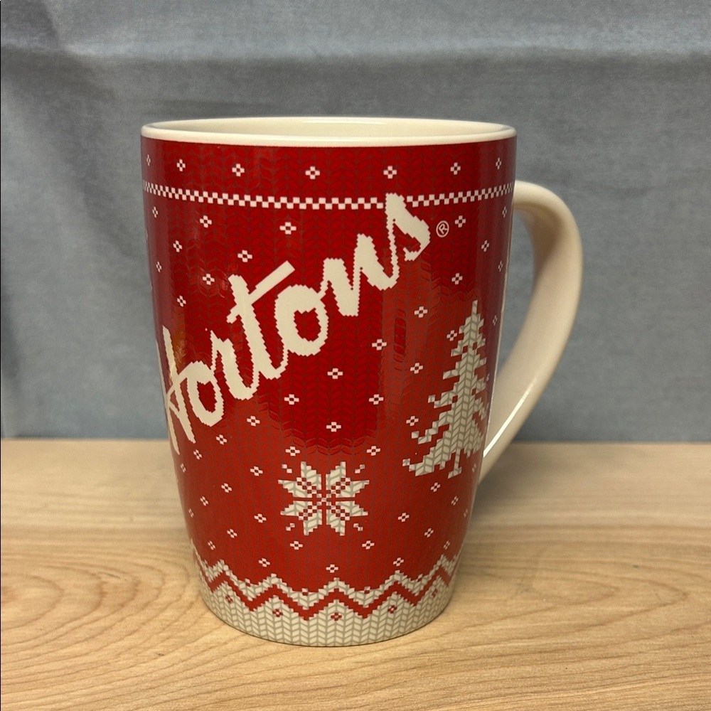 Red & White Snowflake Sweater Mug Limited Edition Tim Horton's 2015 No 015